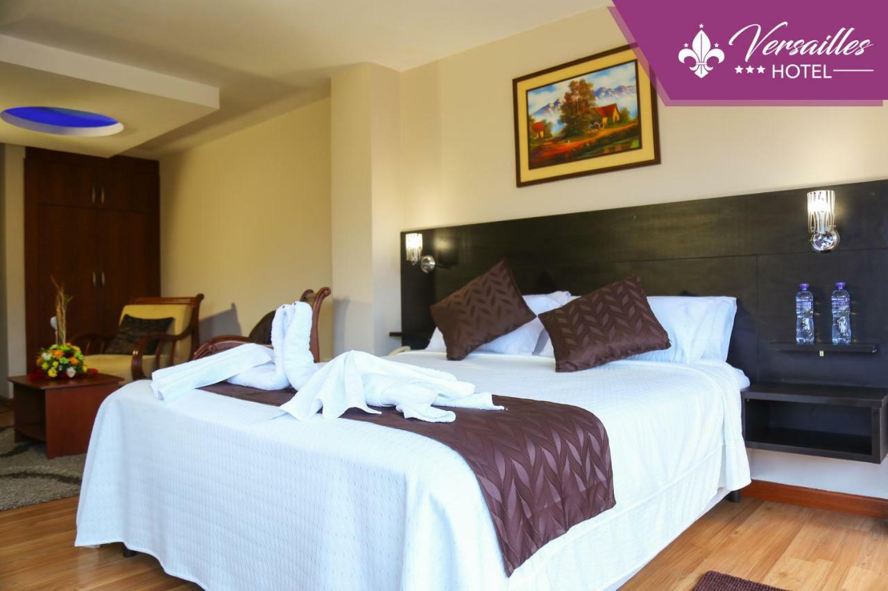 Hotel Versailles Амбато Экстерьер фото