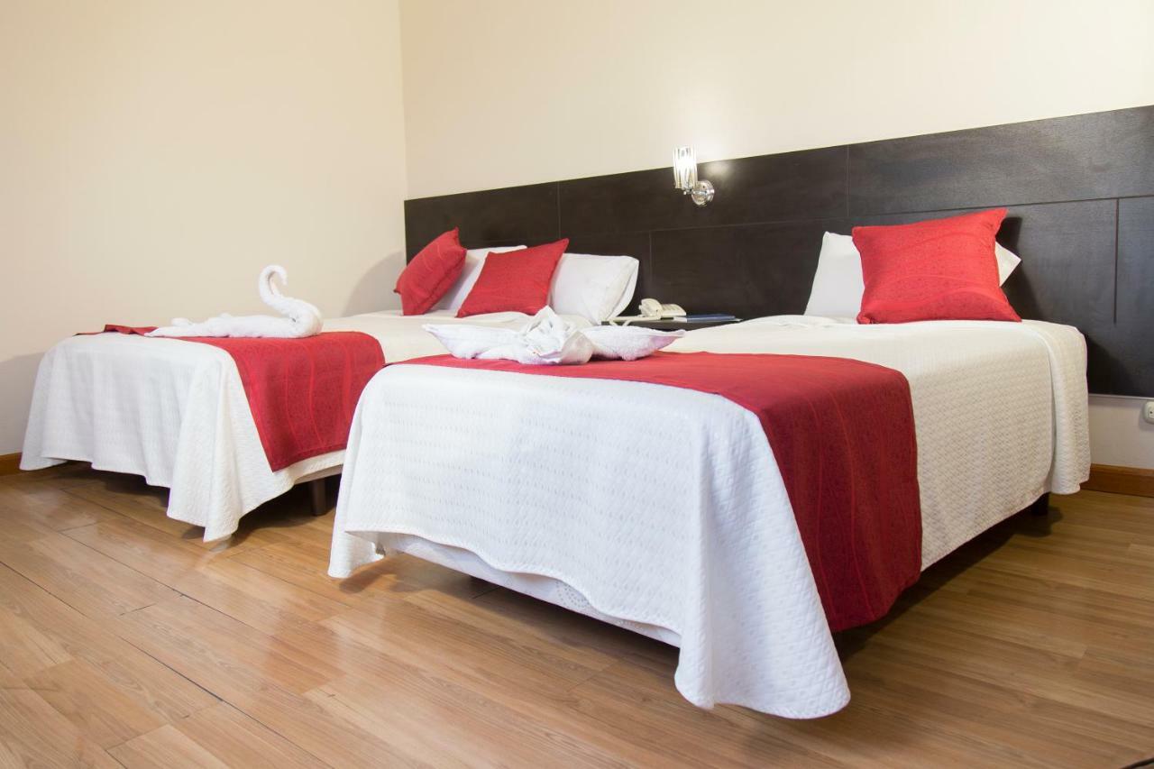 Hotel Versailles Амбато Экстерьер фото